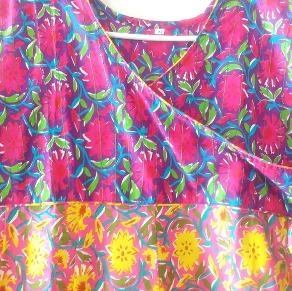 Authentic and Unique Indian Dress - Picture 4 of 5